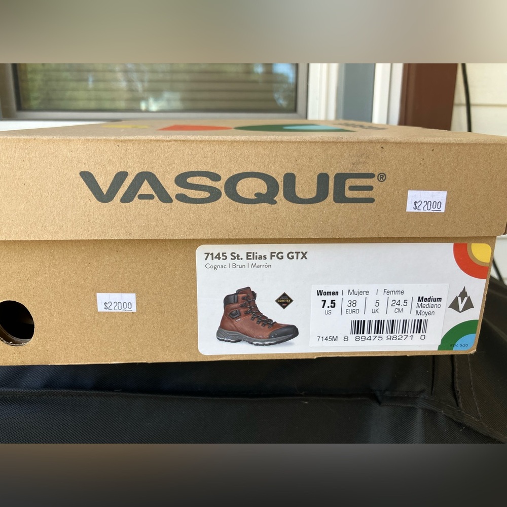 [NWT] VASQUE - St. Elias FG GTX Women’s Waterproof Hiking Boot - Picture 10 of 12
